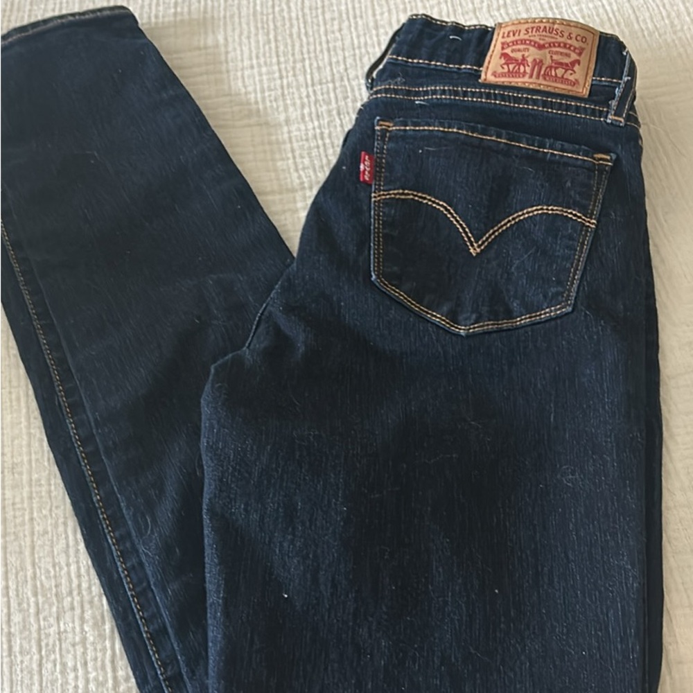 Levi's Dark Blue Jeans